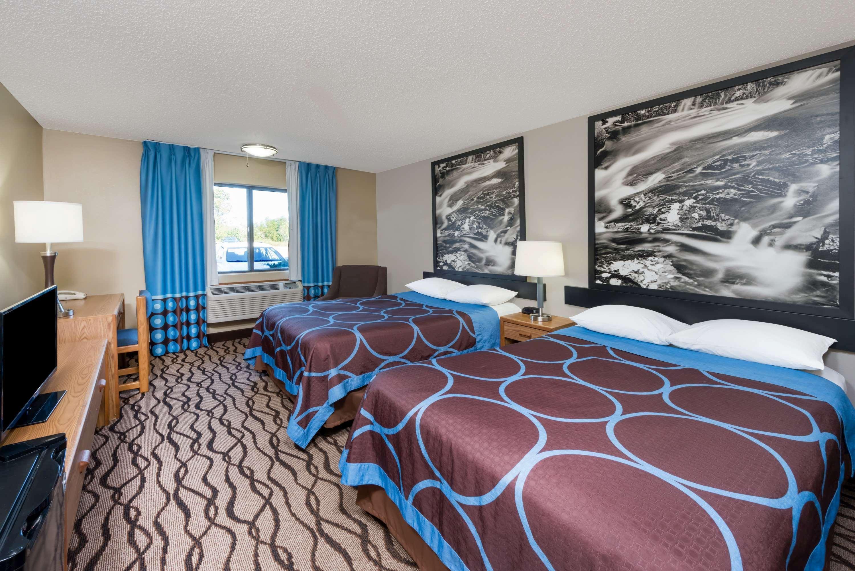 Super 8 By Wyndham West Plains Motel Buitenkant foto