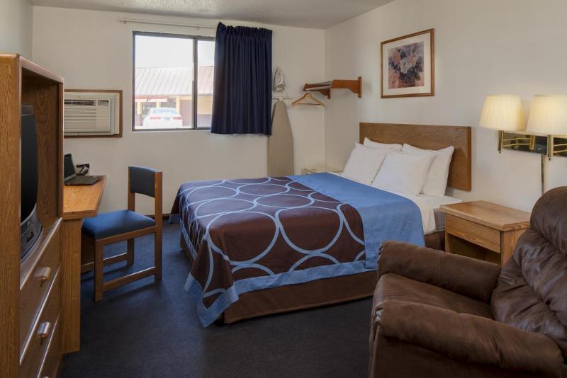 Super 8 By Wyndham West Plains Motel Buitenkant foto